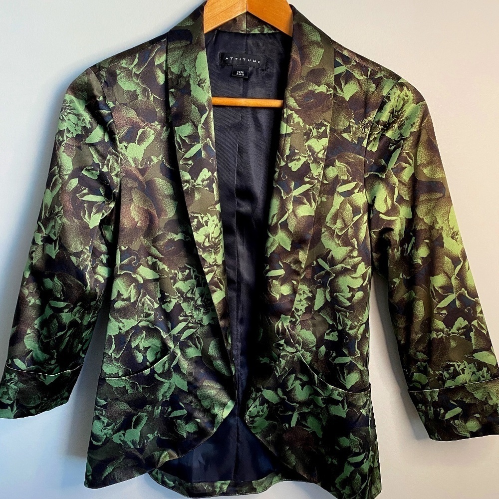 Attitude Women's Green Shimmer Flower Print Open Front‎ Blazer Jacket Size XS